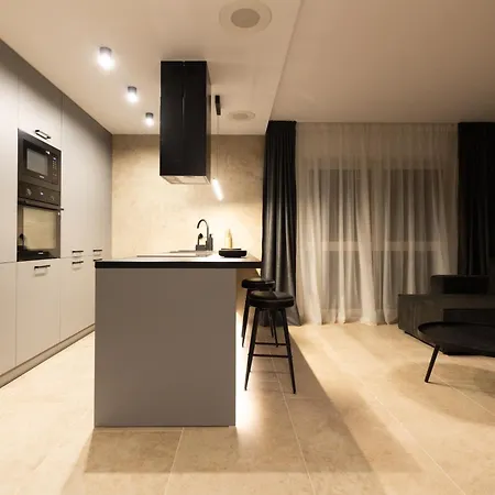 Royalton Апартаменти *